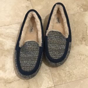 Ugg slippers